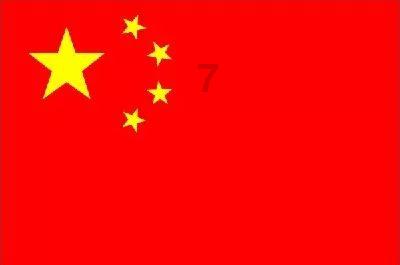 一个已婚女人跟你暧昧，说她老公对她不好向你诉说委屈。这种女人还有什么委屈的，你都跟别人暧昧了？