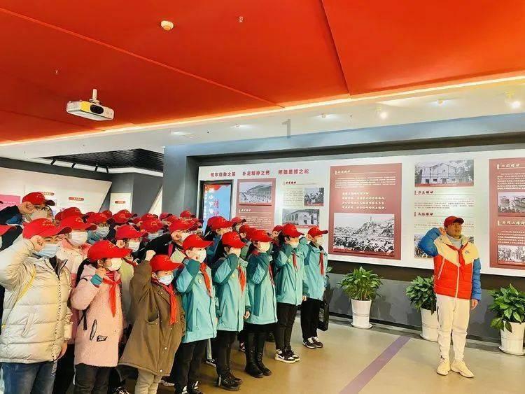 在限购区买房需要满足什么条件？游戏画面