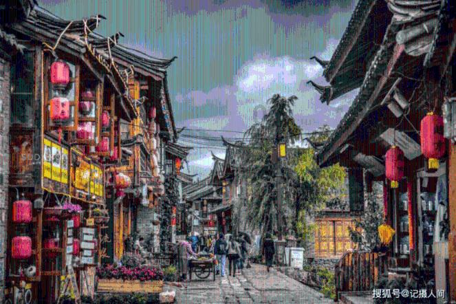 逃出林中村